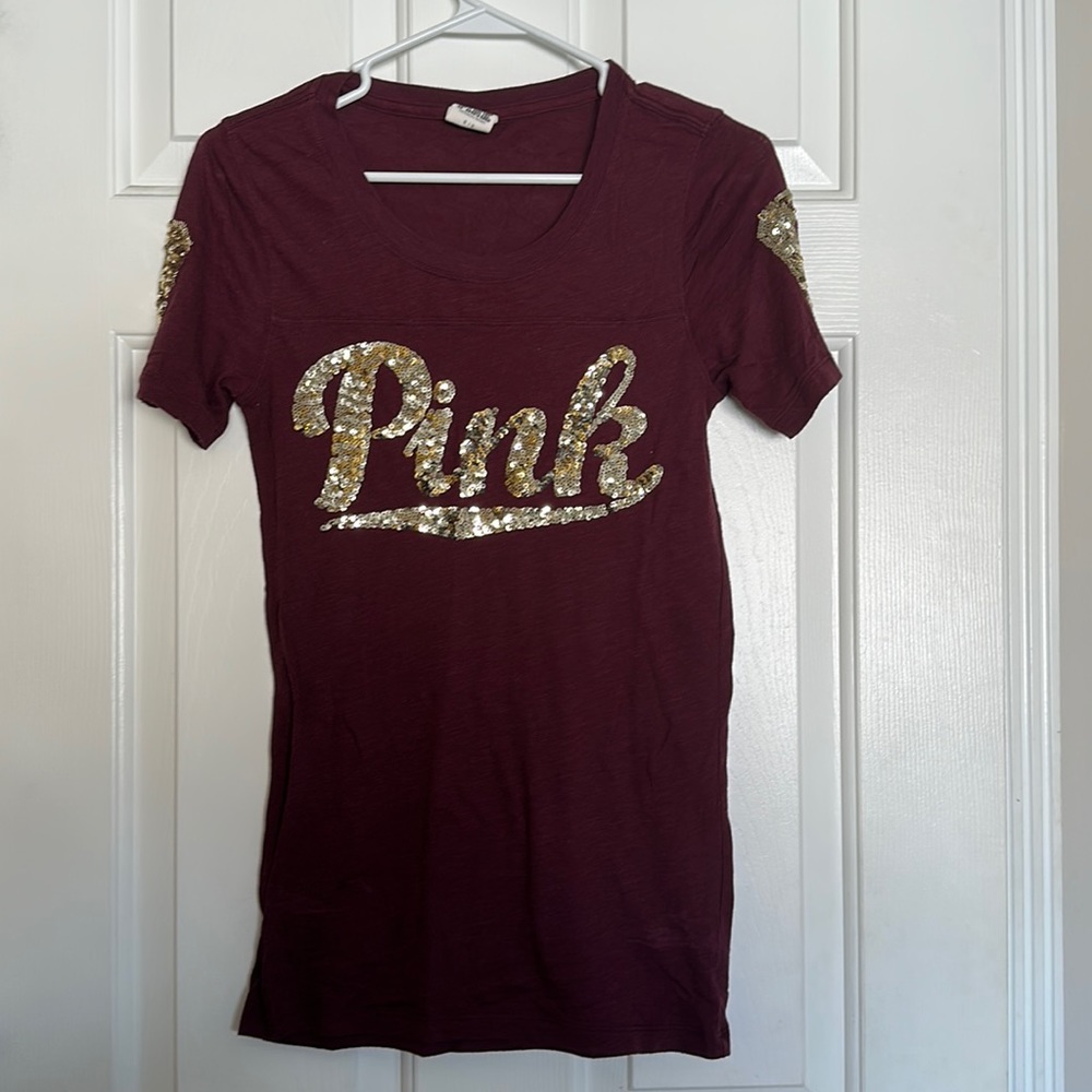 Pink by Victoria’s secret, maroon short sleeve T-shirt top with gold sequins 86